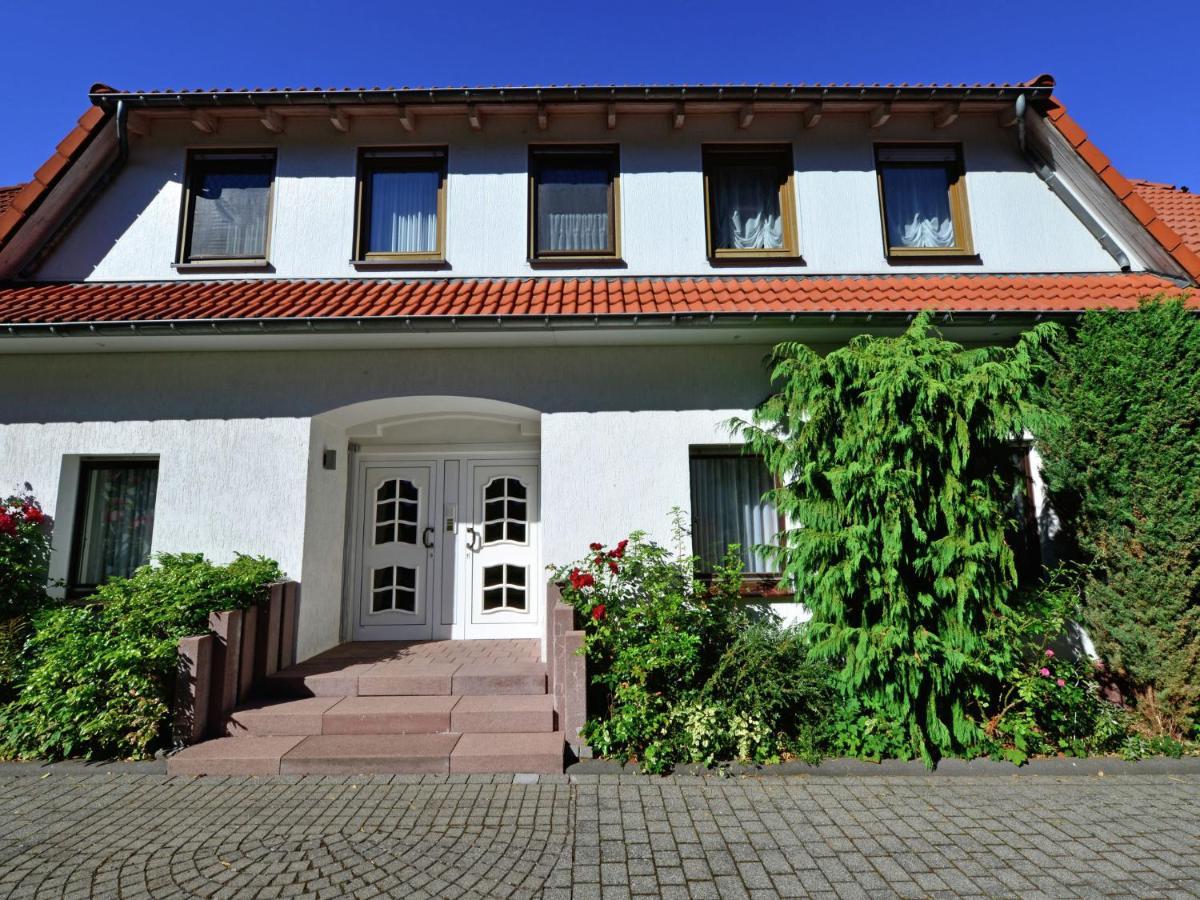 Apartment With Garden In Eimelrod Виллинген Экстерьер фото